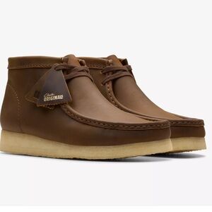 Clark’s Wallabee Boot in Beeswax Men’s 8